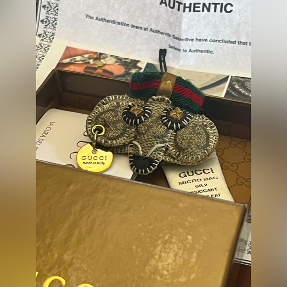 Authentic GUCCI GUCCIOLI Dachshund Dog Key Ring/Charm Strap - Picture 6 of 11